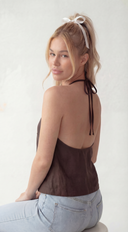 The Little Bow Top, Earth